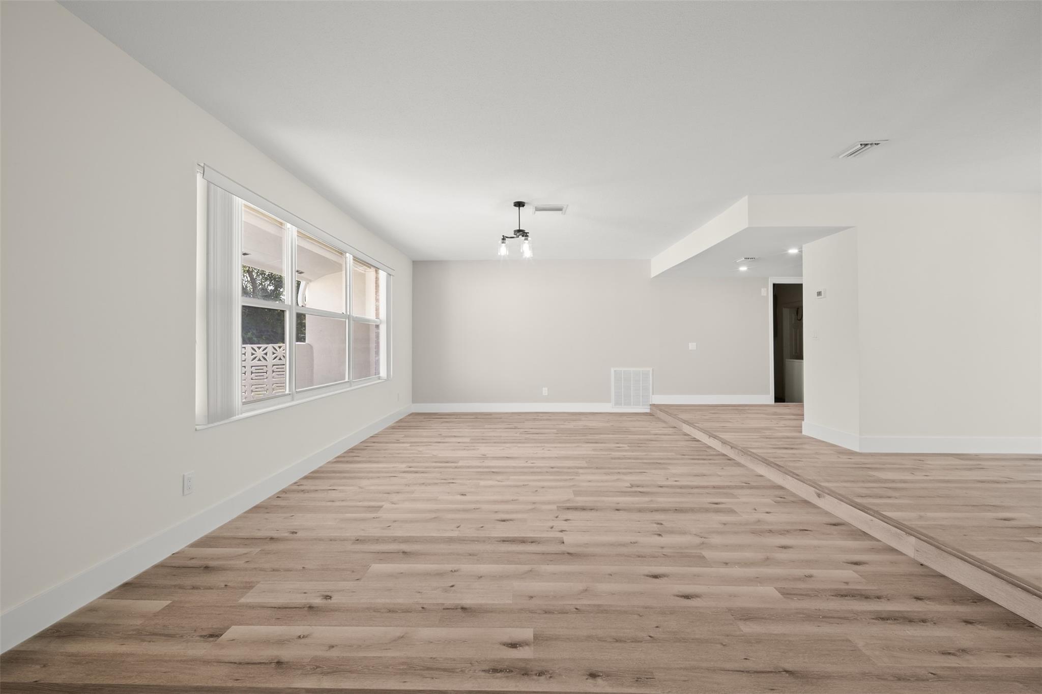 Ixora Park 7 - Residential