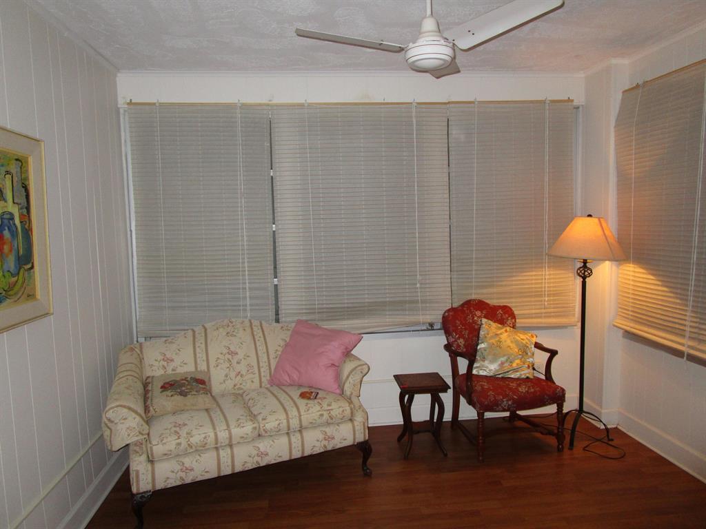 POINTE OVERLOOK CONDO - Residential