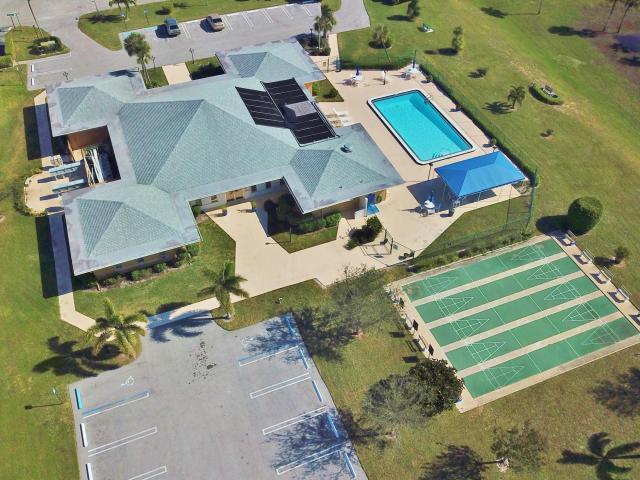 POINTE OVERLOOK CONDO - Residential