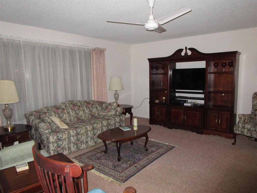 POINTE OVERLOOK CONDO - Residential