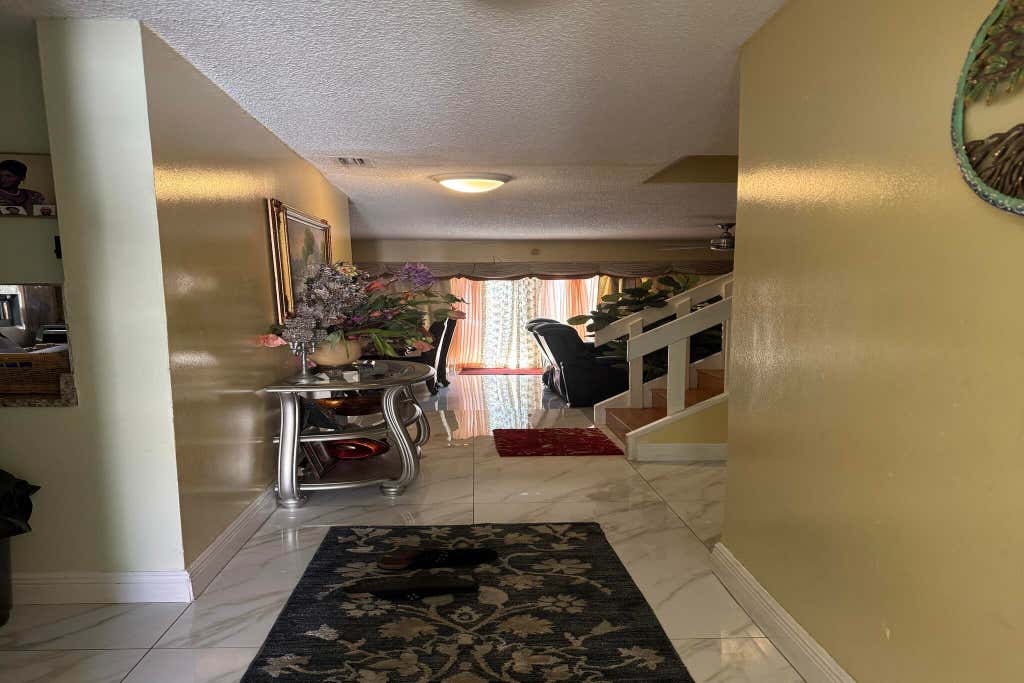 Photo of 8230 NW 9th Court #6, Plantation, FL 33324 (MLS # B26045546)
