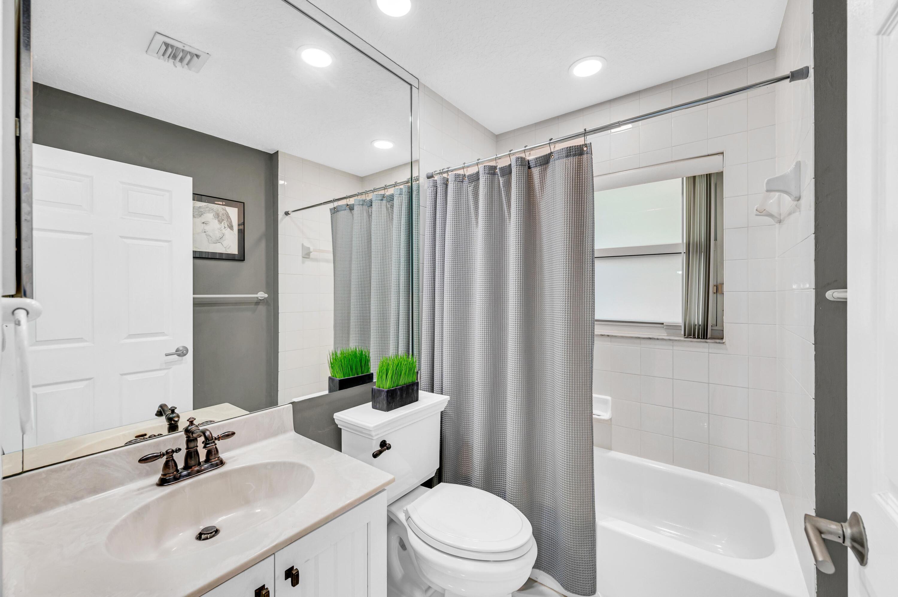 OAKWOOD HEIGHTS - Residential