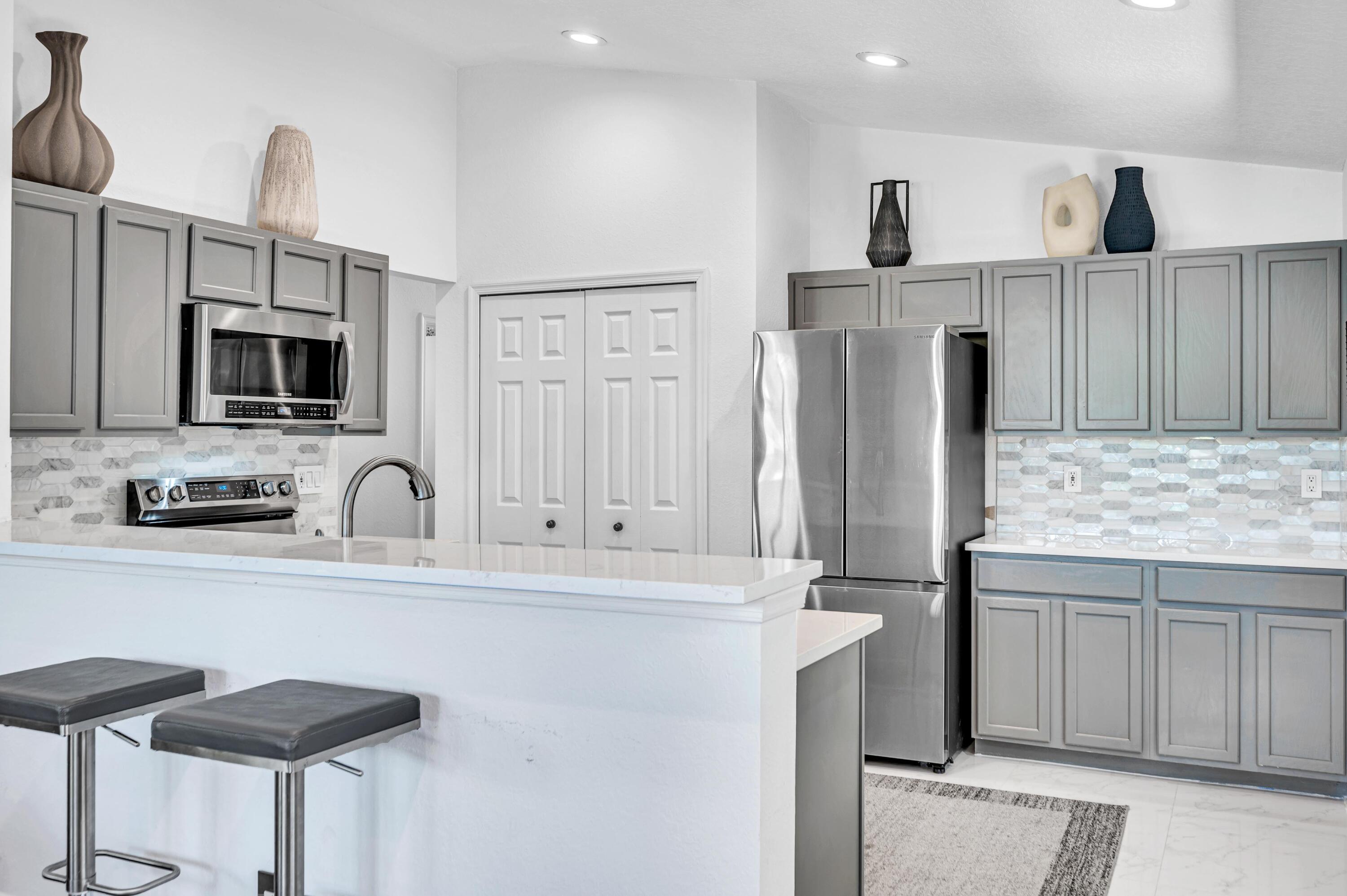 OAKWOOD HEIGHTS - Residential