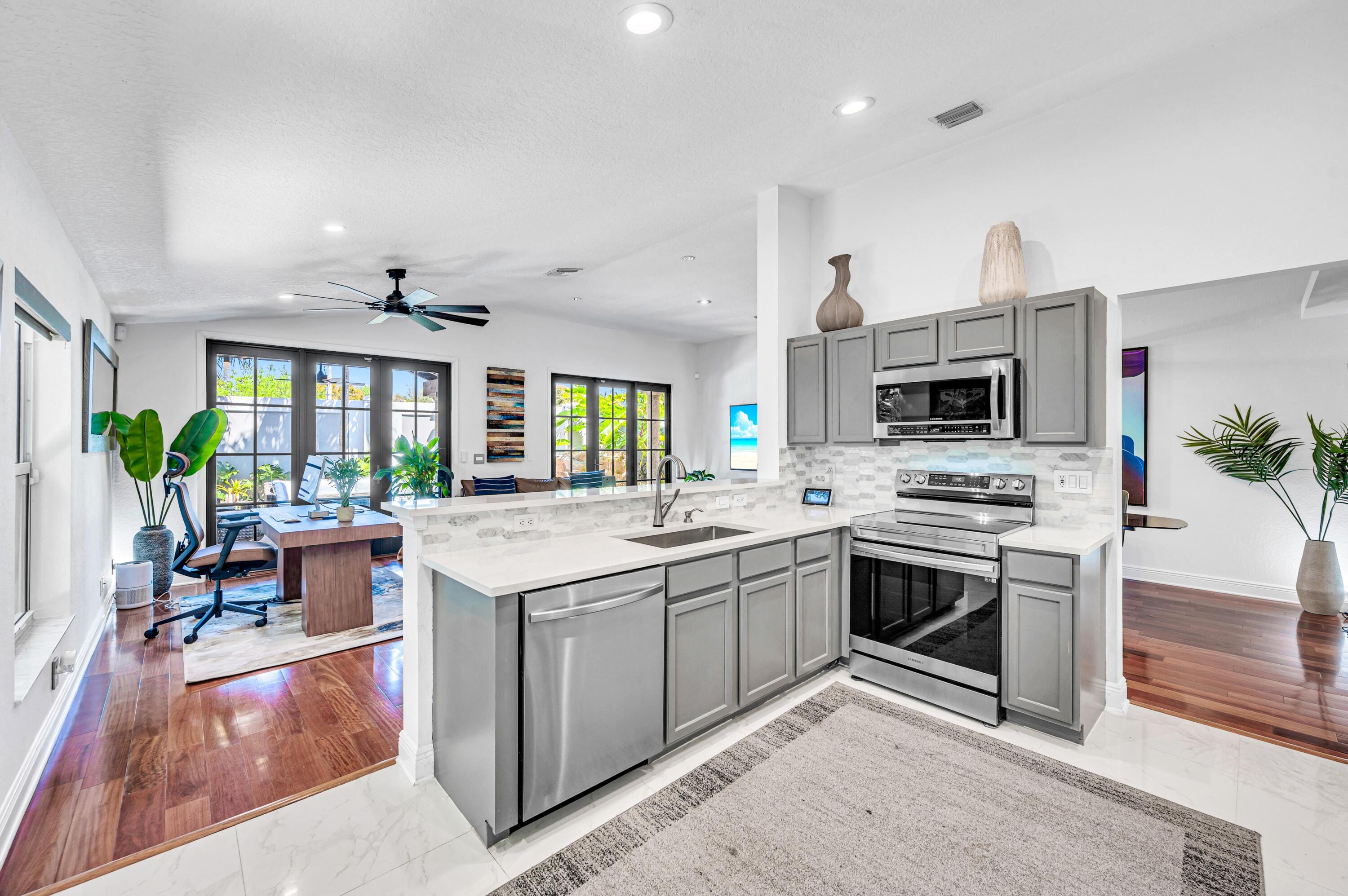 OAKWOOD HEIGHTS - Residential