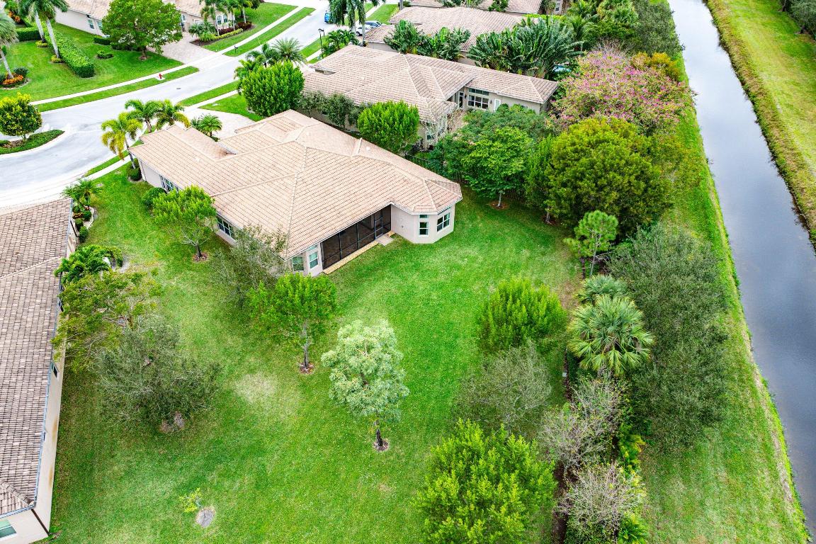 VALENCIA COVE - Residential