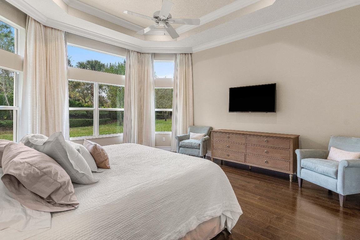 VALENCIA COVE - Residential