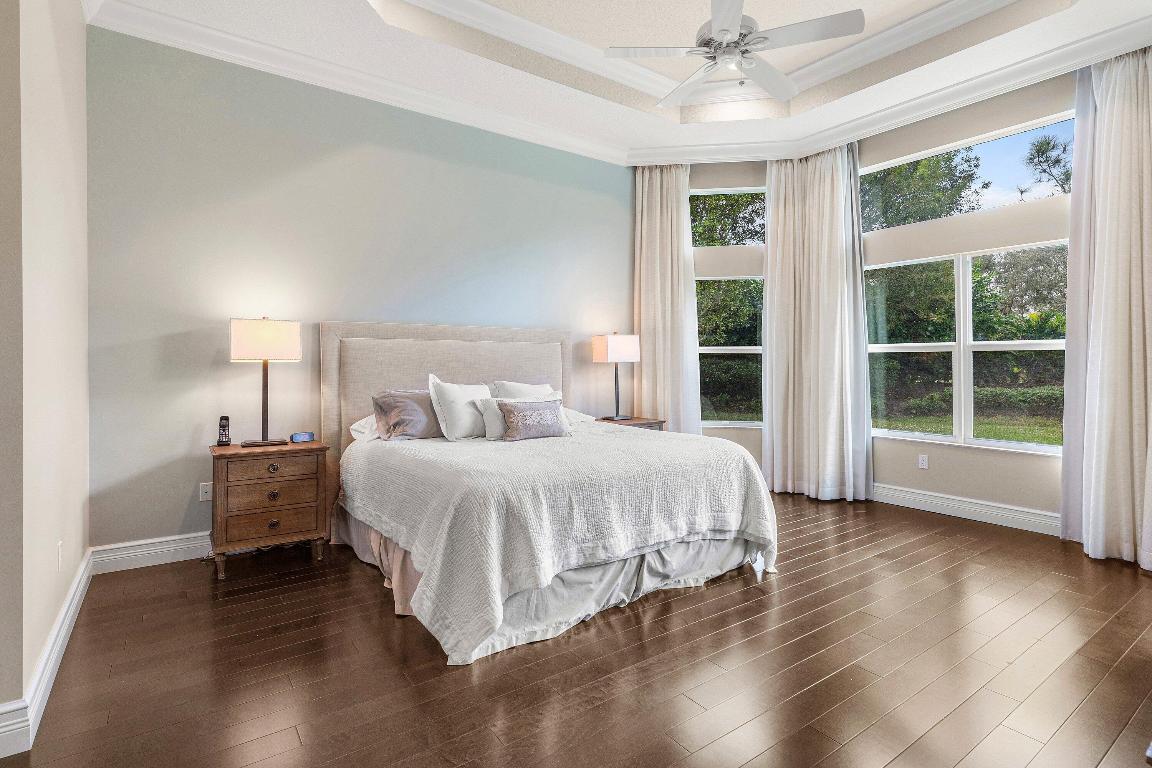 VALENCIA COVE - Residential