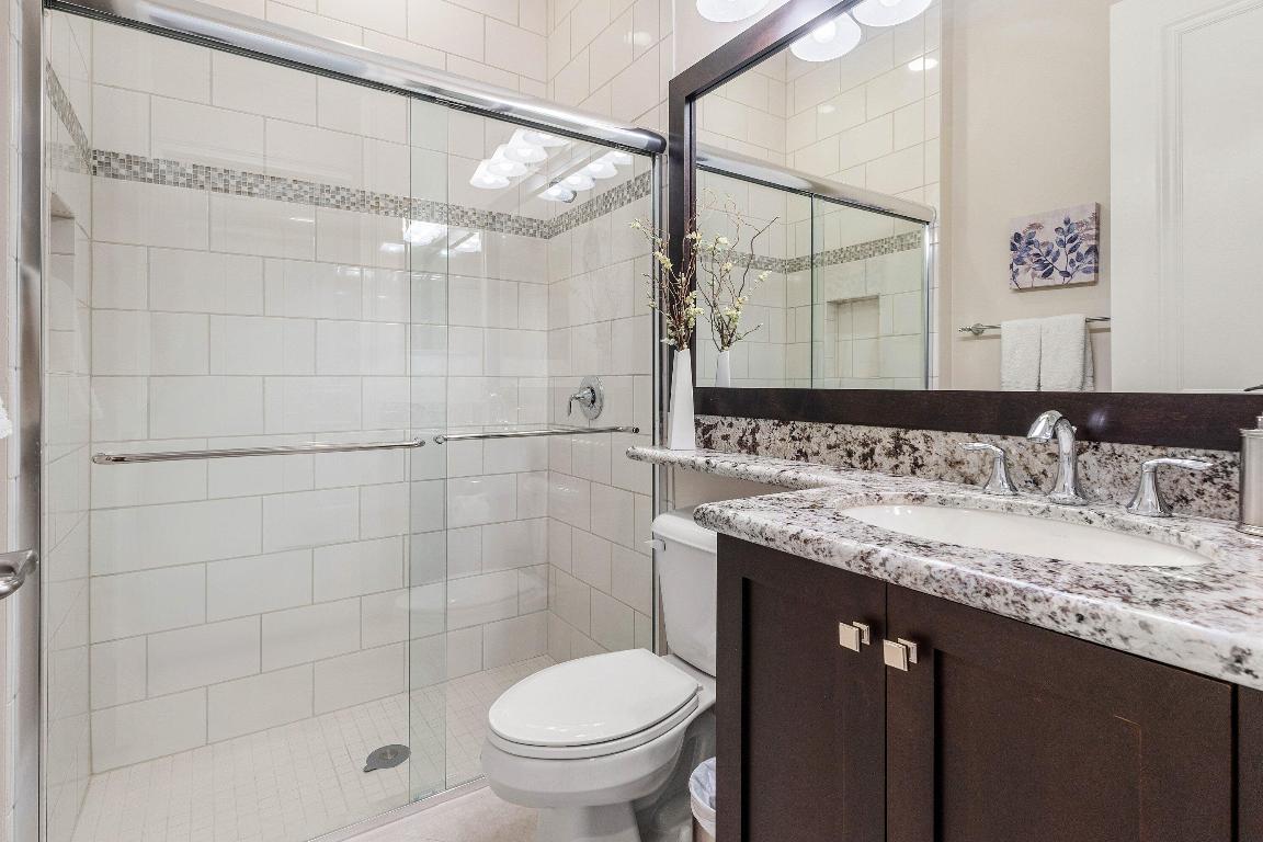 VALENCIA COVE - Residential