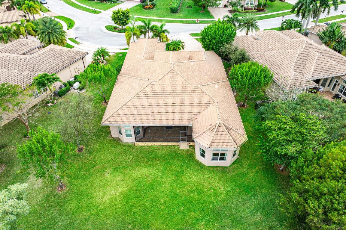 VALENCIA COVE - Residential