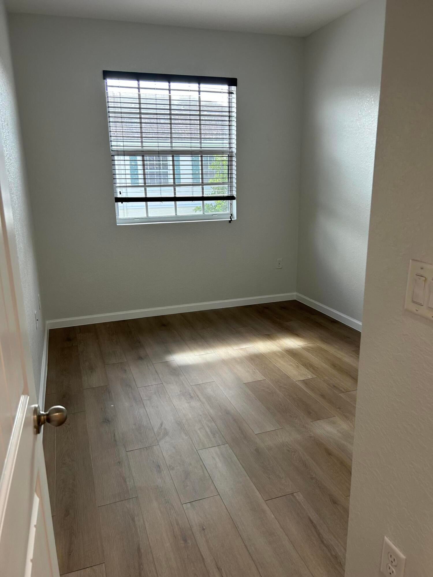 712 SW 2nd Terrace
