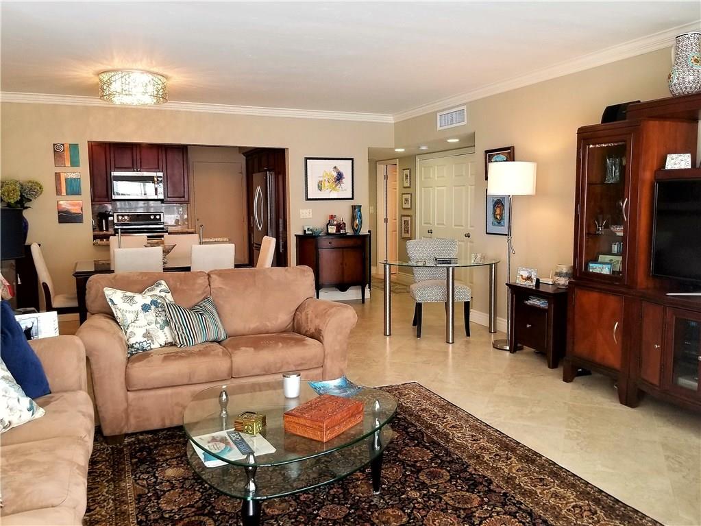 Regency Tower South - Residential