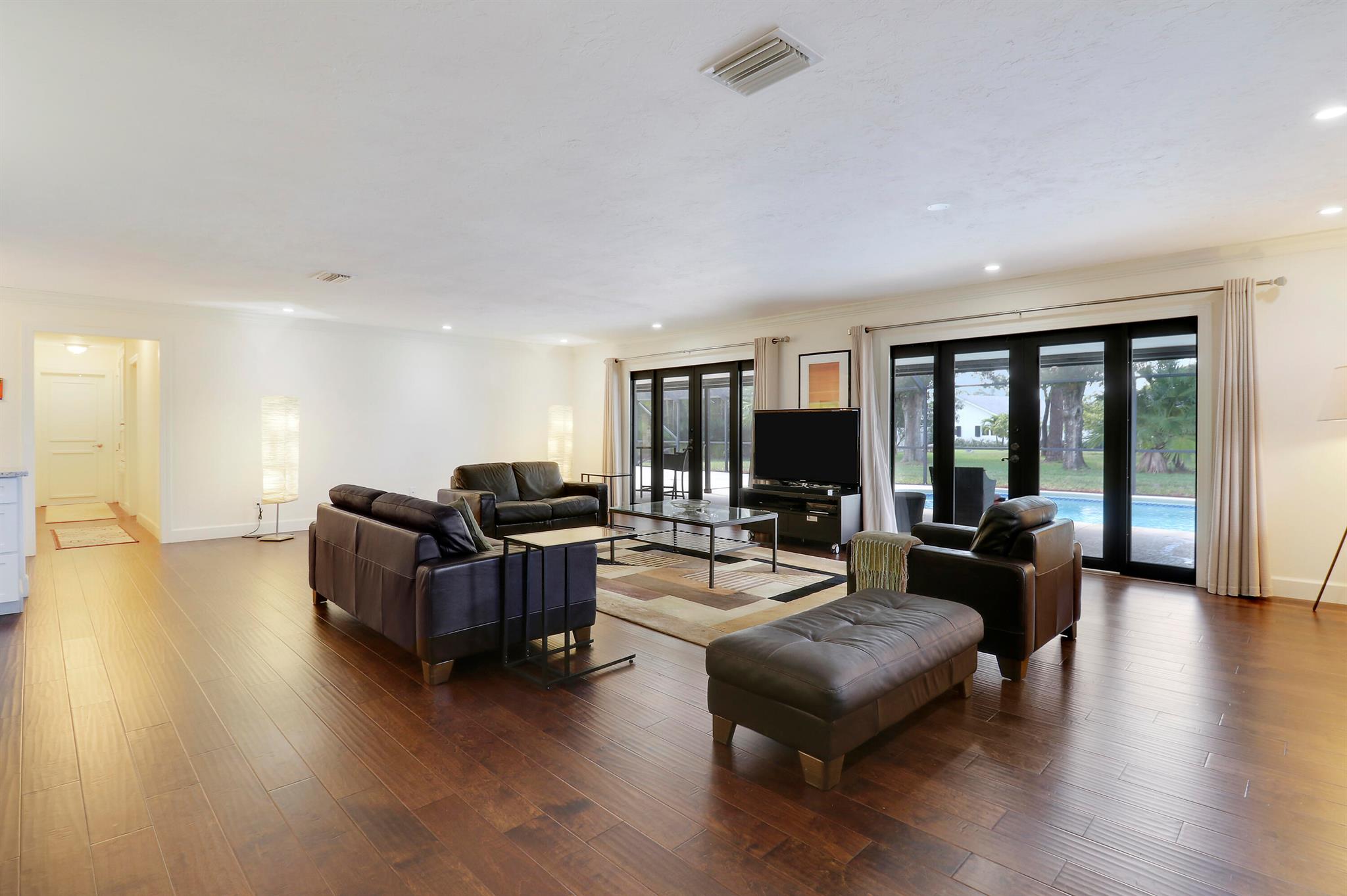 SANDPIPER BAY - Residential