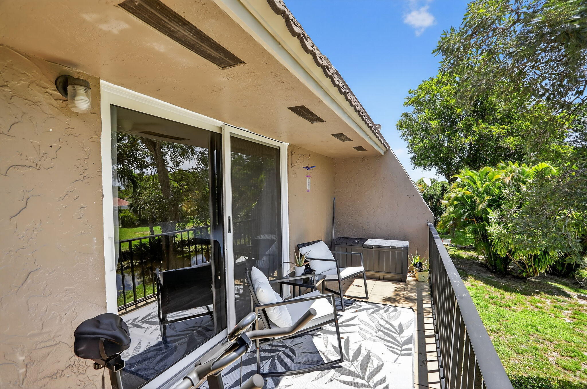 COUNTRY VILLAGE CONDO - Residential Lease