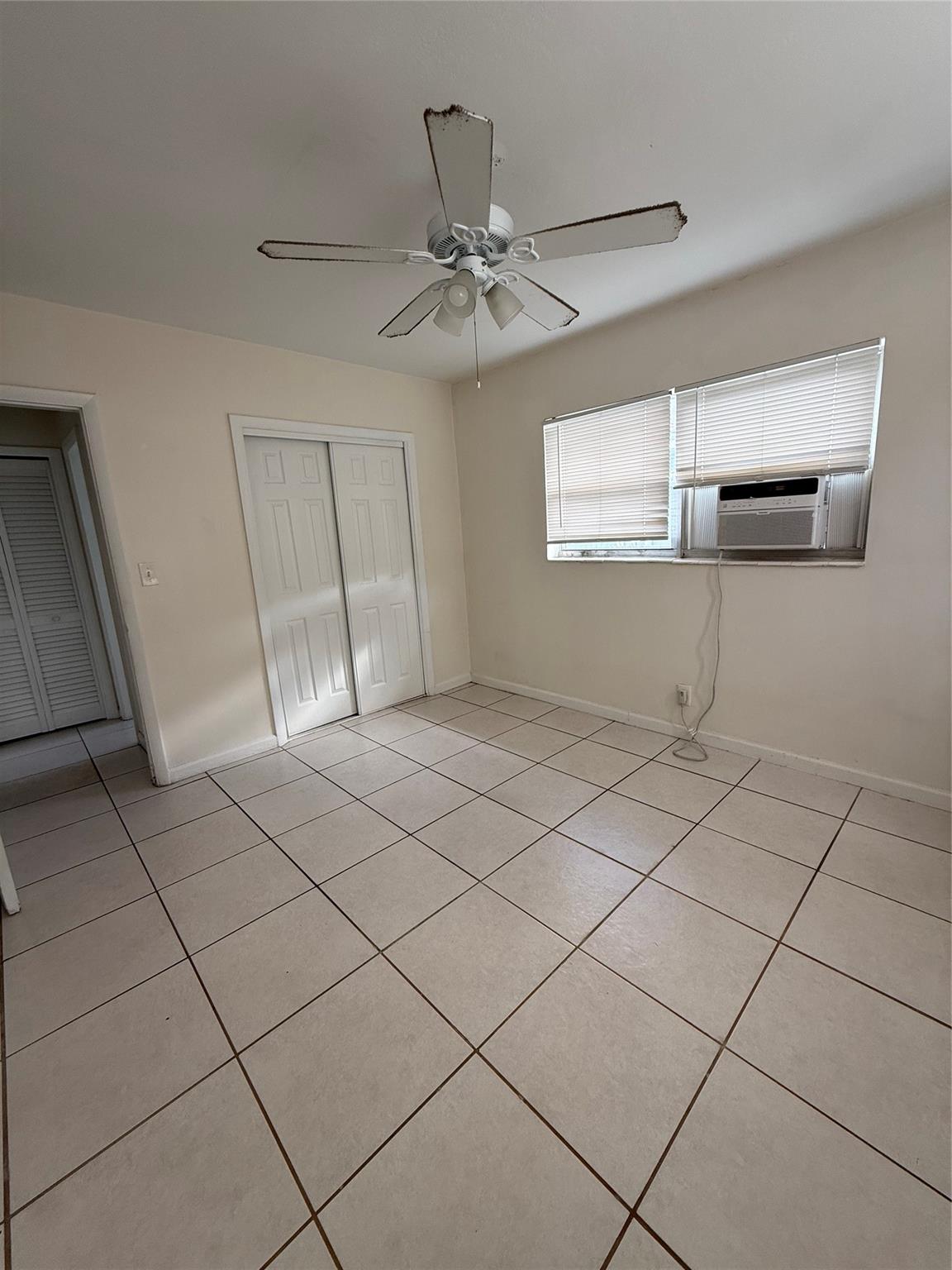 NORDINE HEIGHTS - Residential Lease