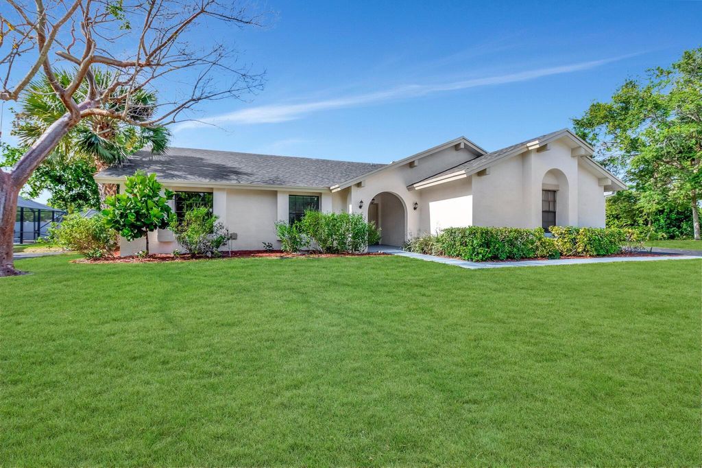 Photo of 10410 185th Street S, Boca Raton, FL 33498 (MLS # R11081377)