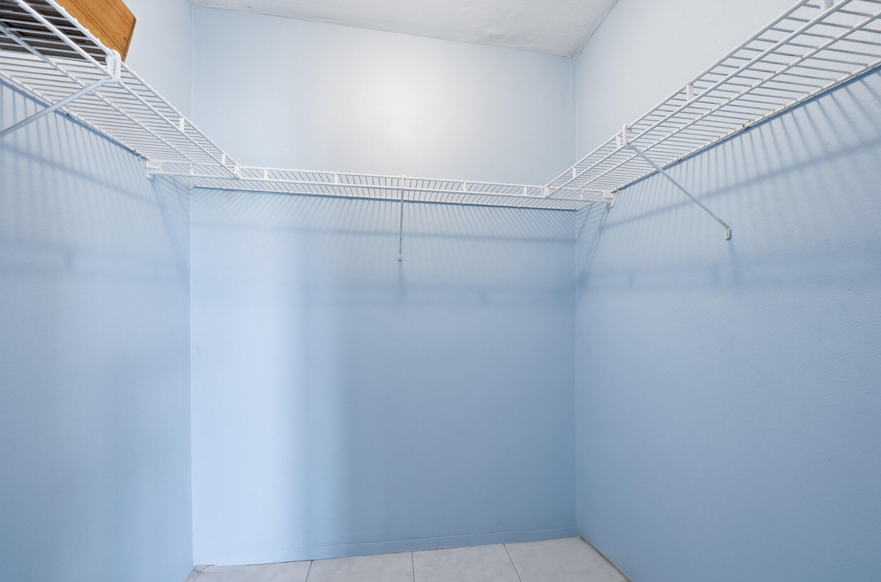 VALIANT HOUSE CONDO - Residential