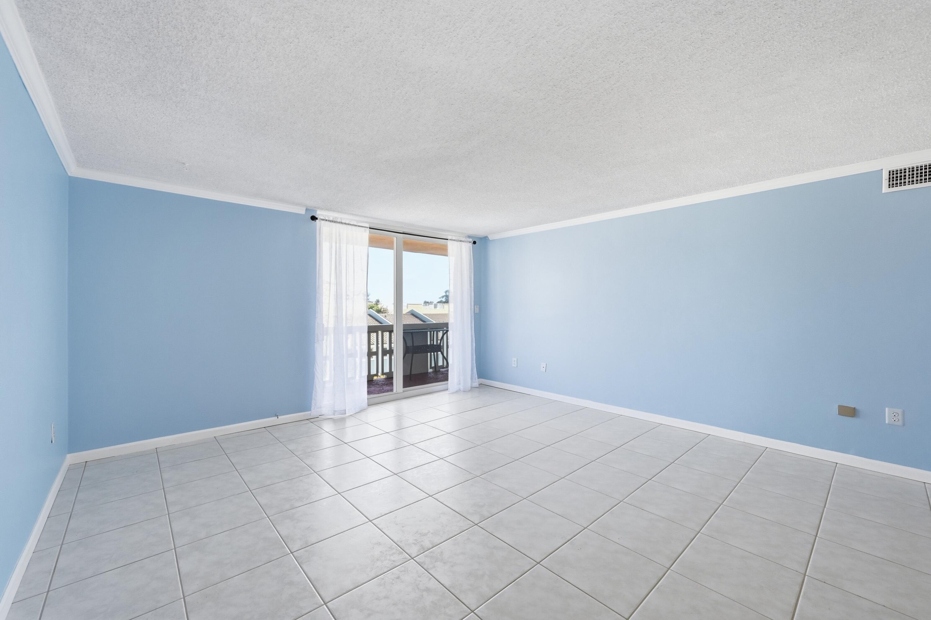 VALIANT HOUSE CONDO - Residential