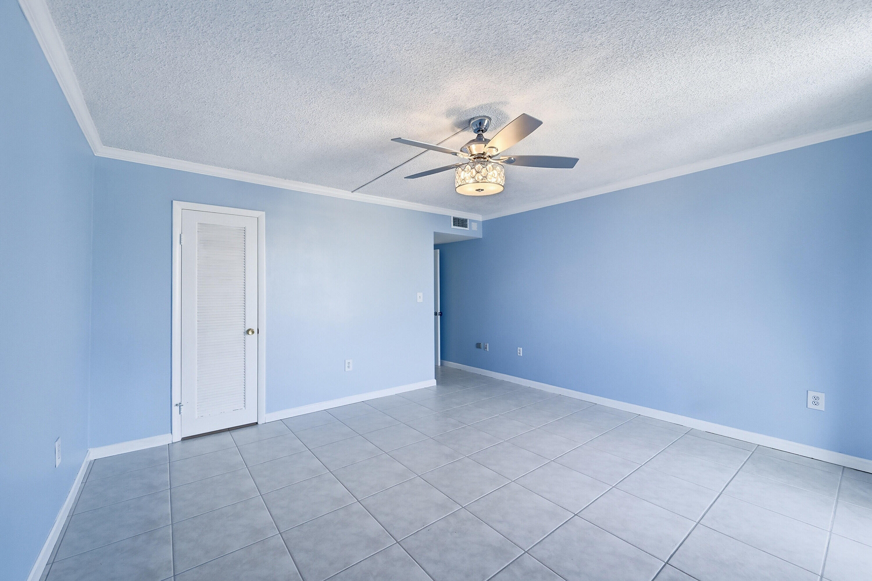 VALIANT HOUSE CONDO - Residential