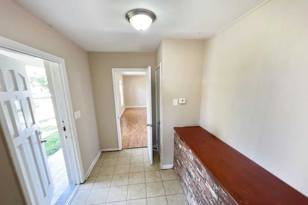 Photo of 140 Royal Palm Way, Belle Glade, FL 33430 (MLS # R10963642)