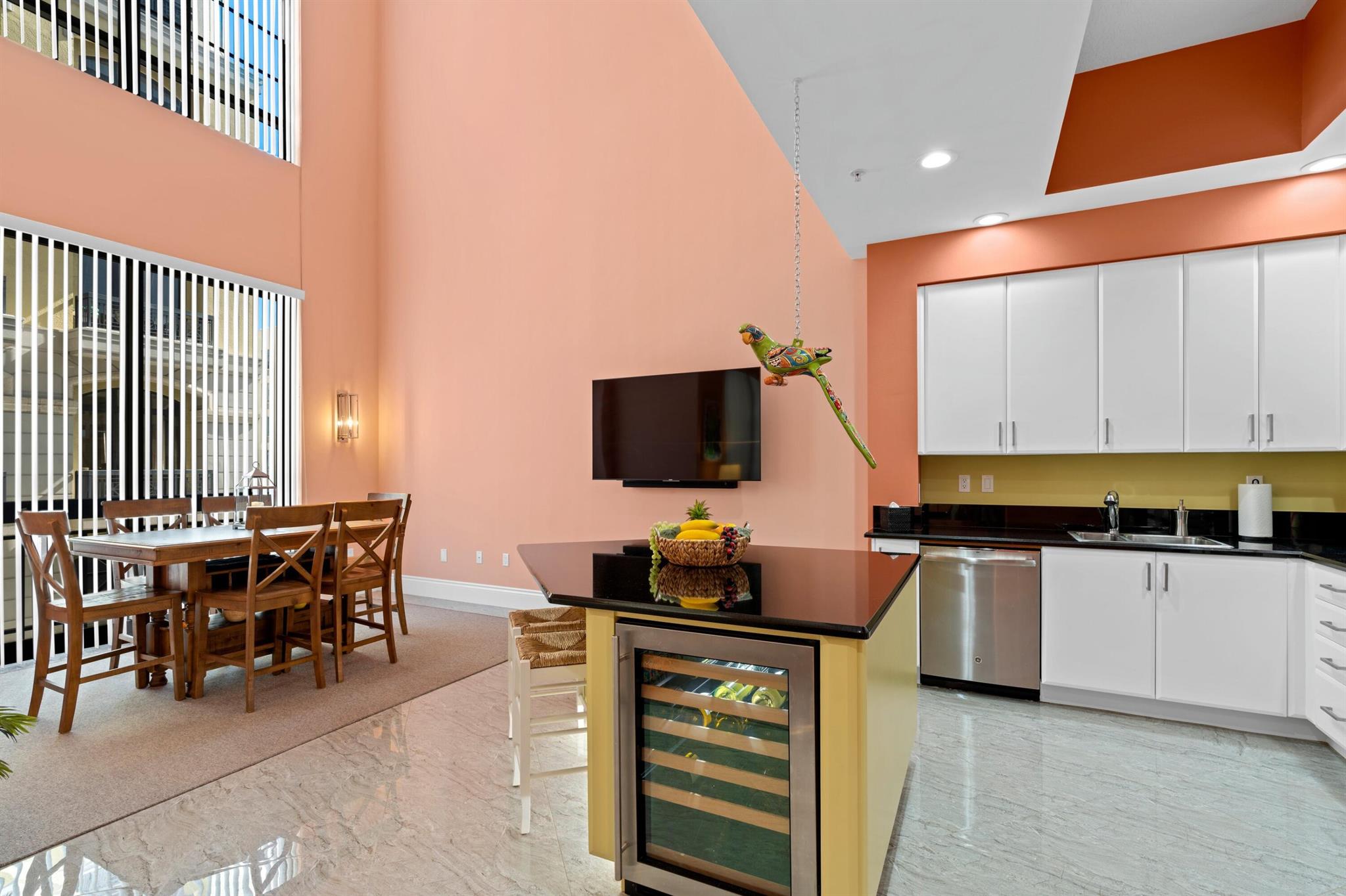 801 S Olive Avenue 228
