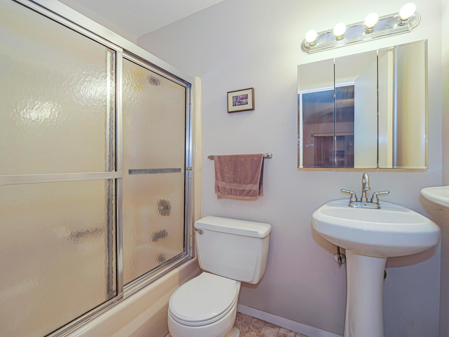 VISTA ROYALE - Residential