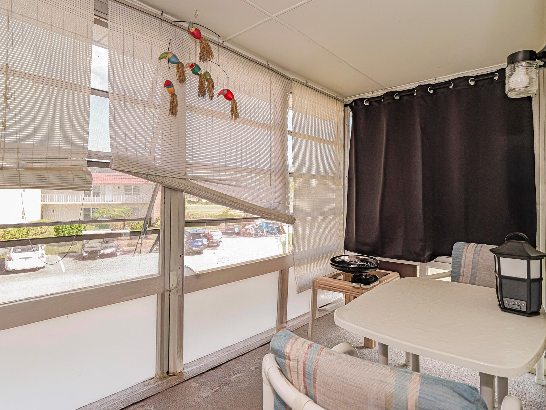 VISTA ROYALE - Residential