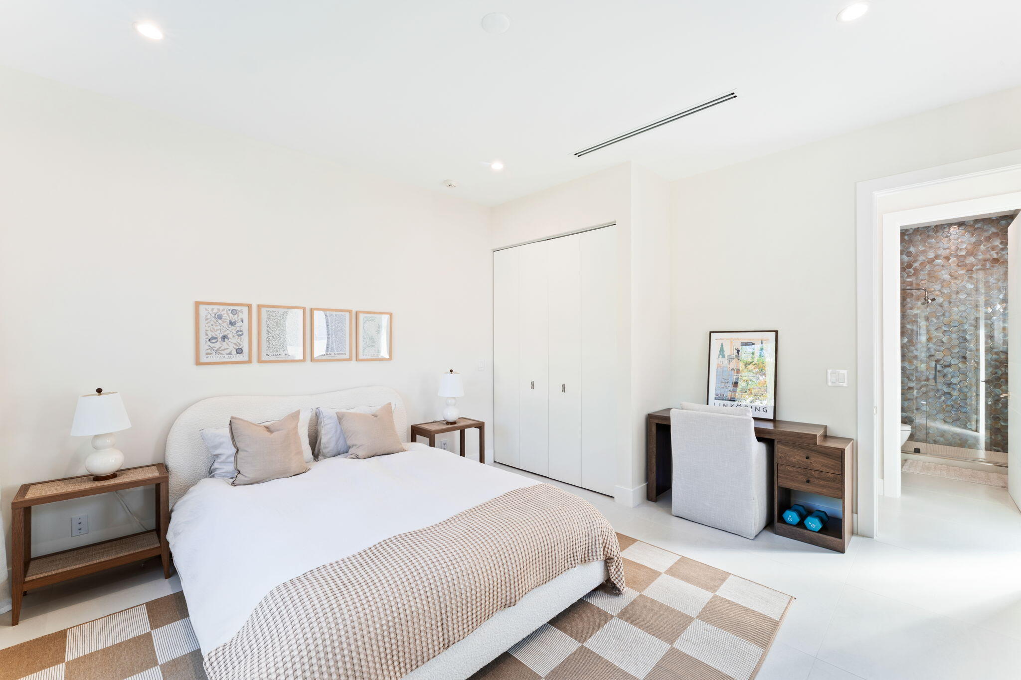 RIO VISTA ISLES - Residential