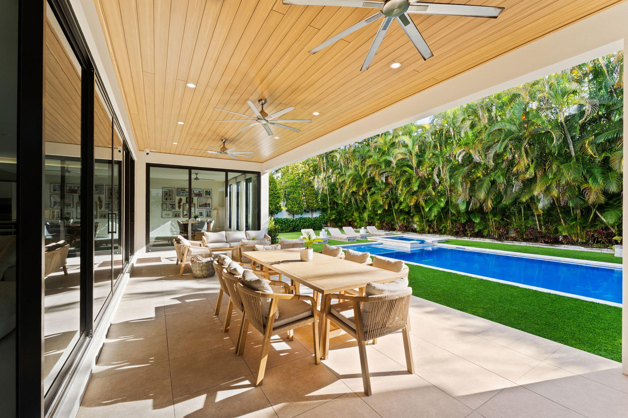 RIO VISTA ISLES - Residential