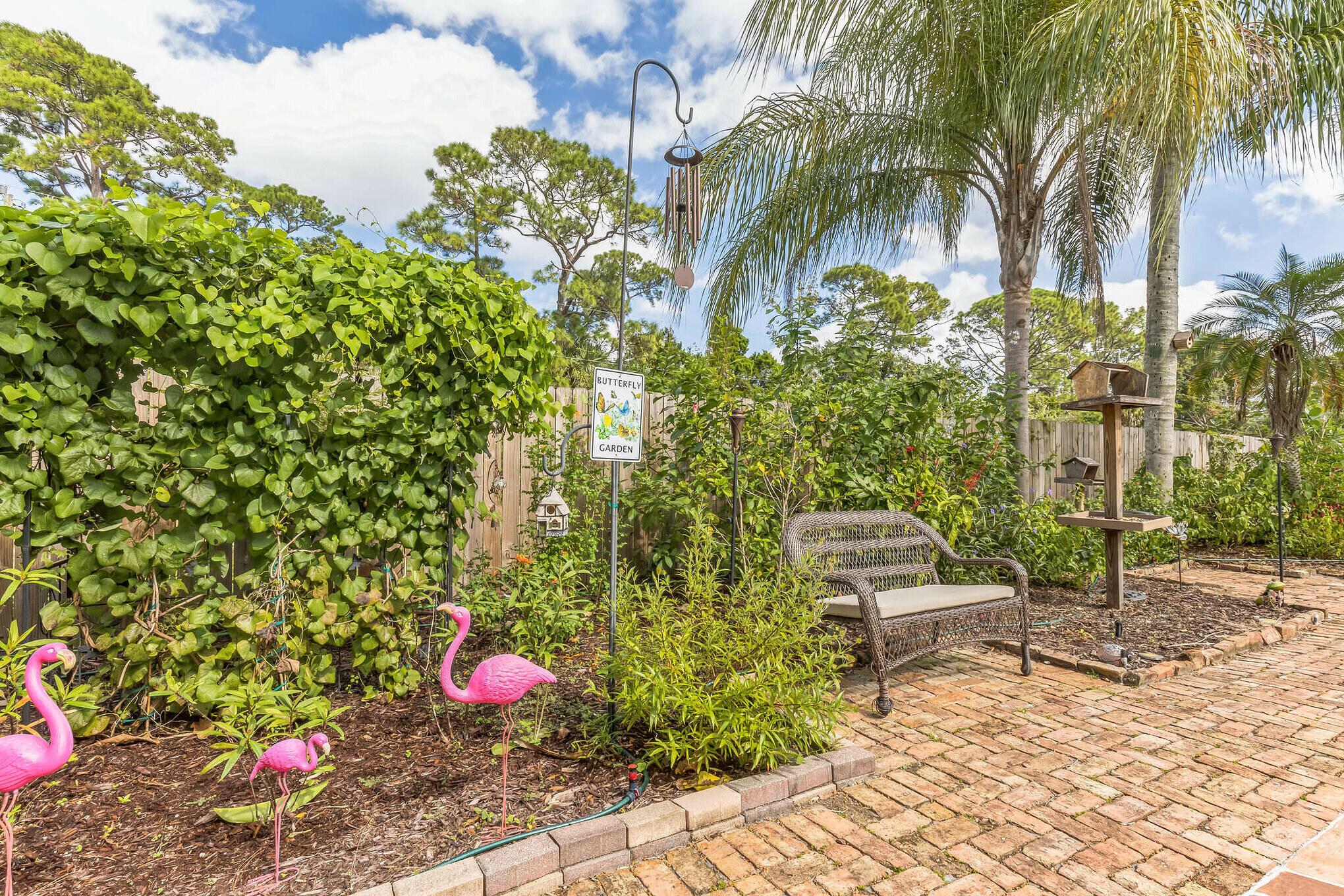 FLORIDA GARDENS 4 - Residential