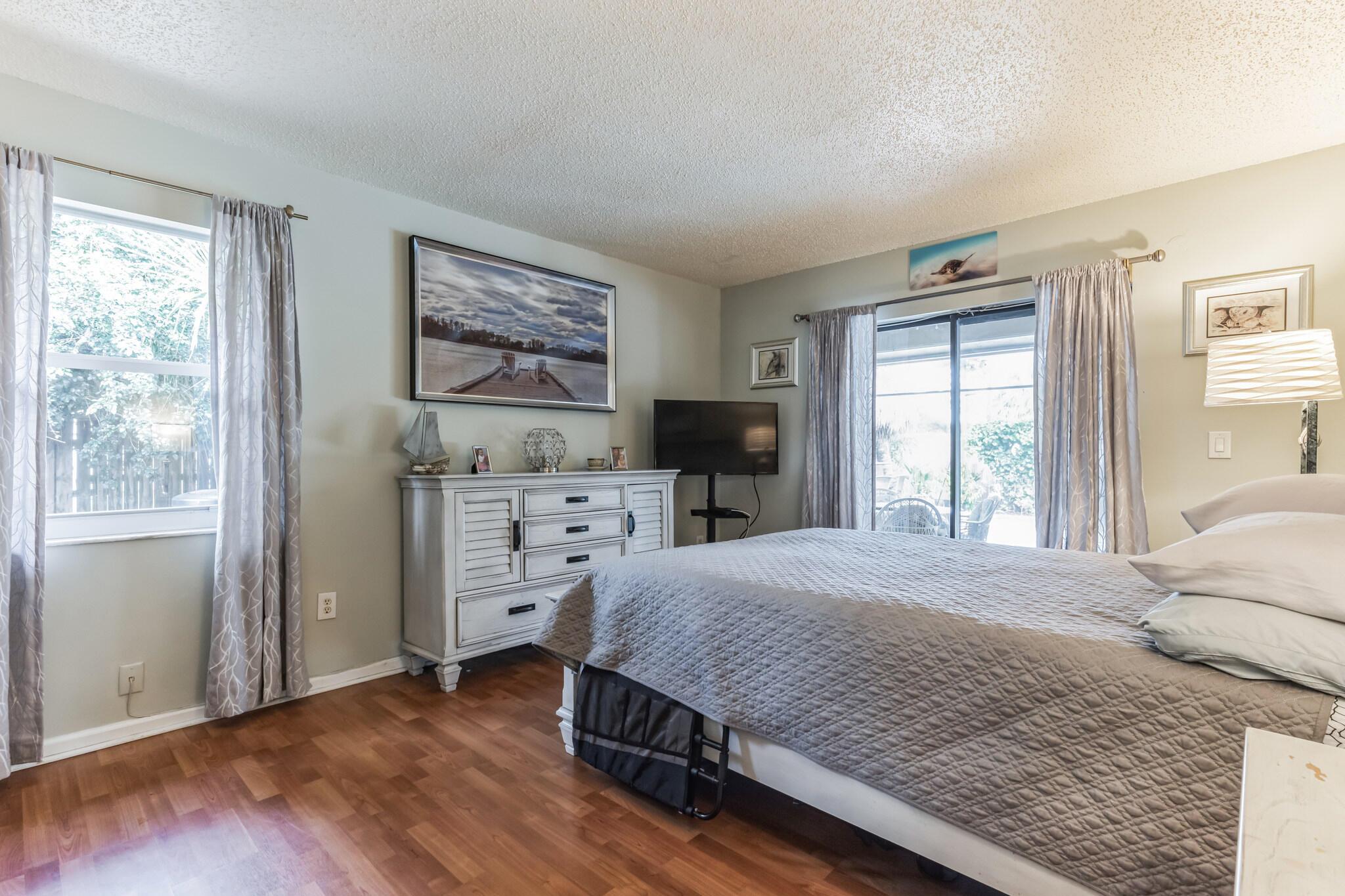 FLORIDA GARDENS 4 - Residential