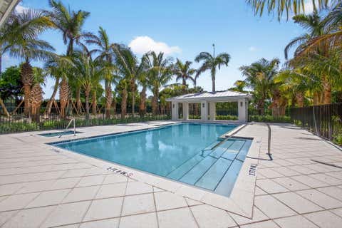 Tiny photo for 115 Water Pointe Place #34, Jupiter, FL 33477 (MLS # B26036847)