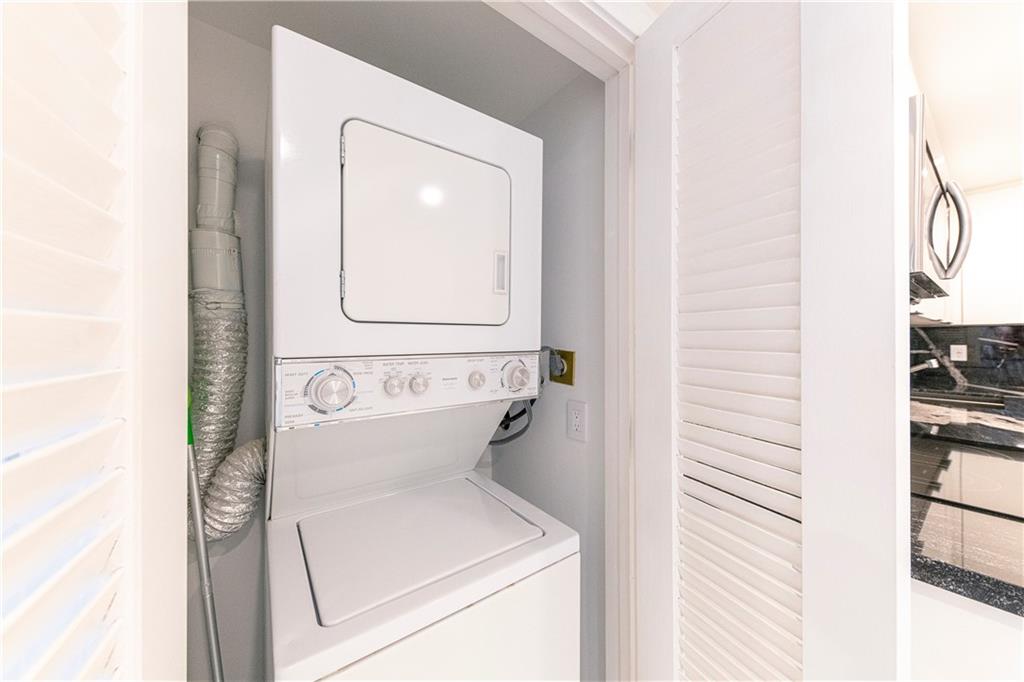 PARK TOWER - Residential