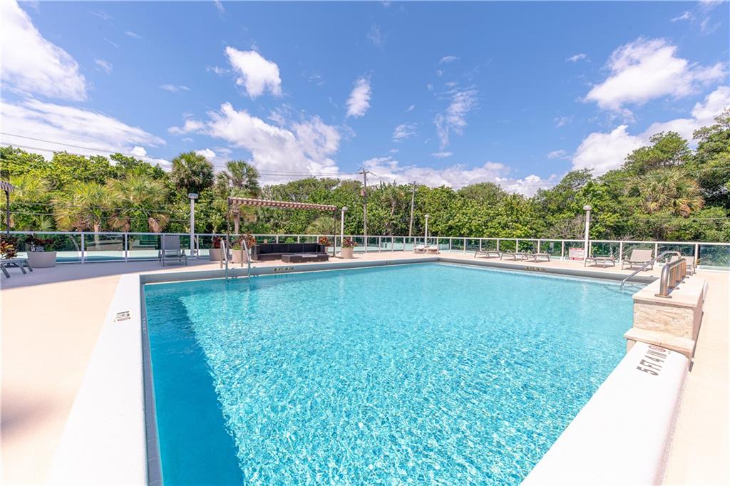 PARK TOWER - Residential