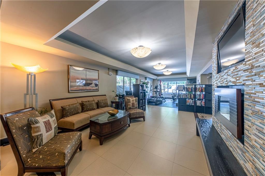 PARK TOWER - Residential