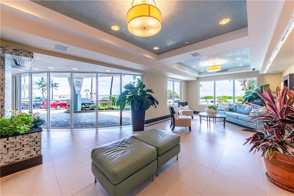 PARK TOWER - Residential