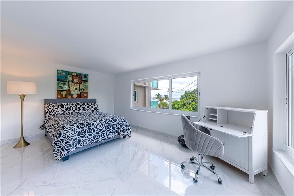 PARK TOWER - Residential