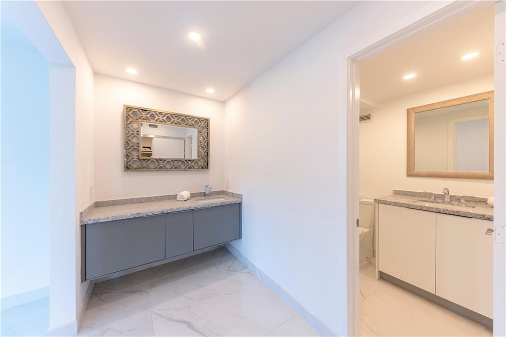 PARK TOWER - Residential