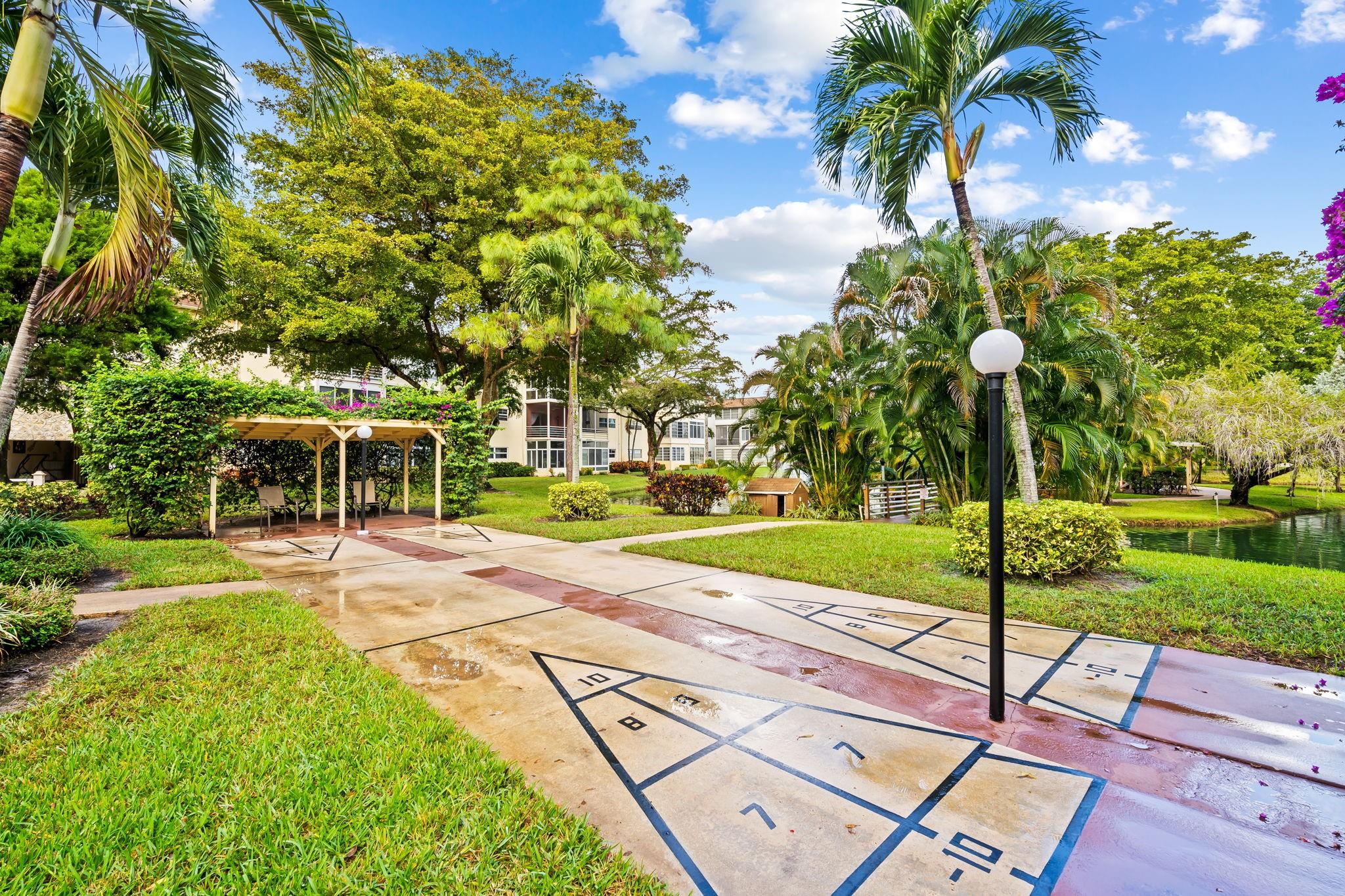 Hawaiian Gardens - Residential