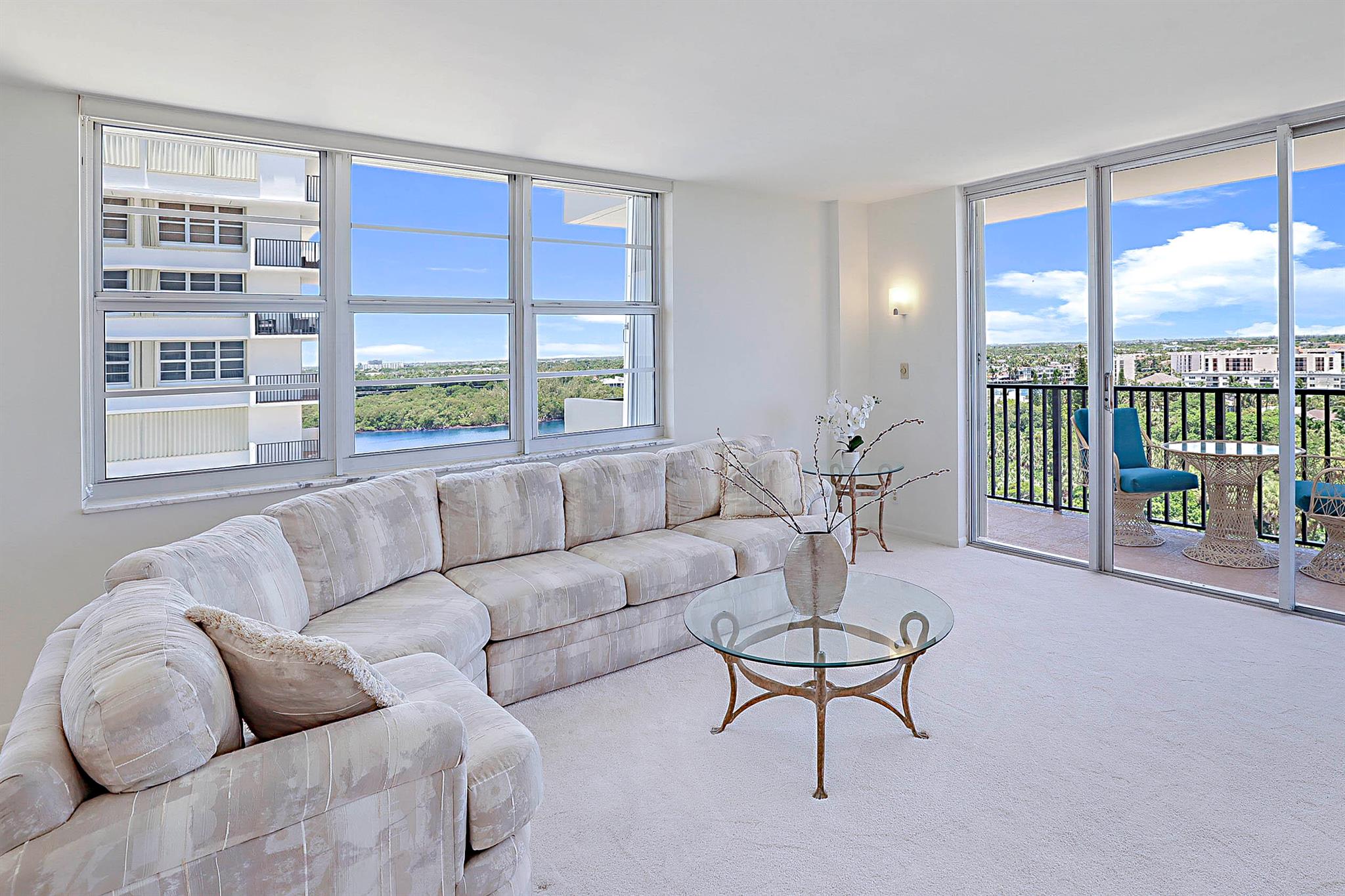 2121 N Ocean Boulevard 1202e