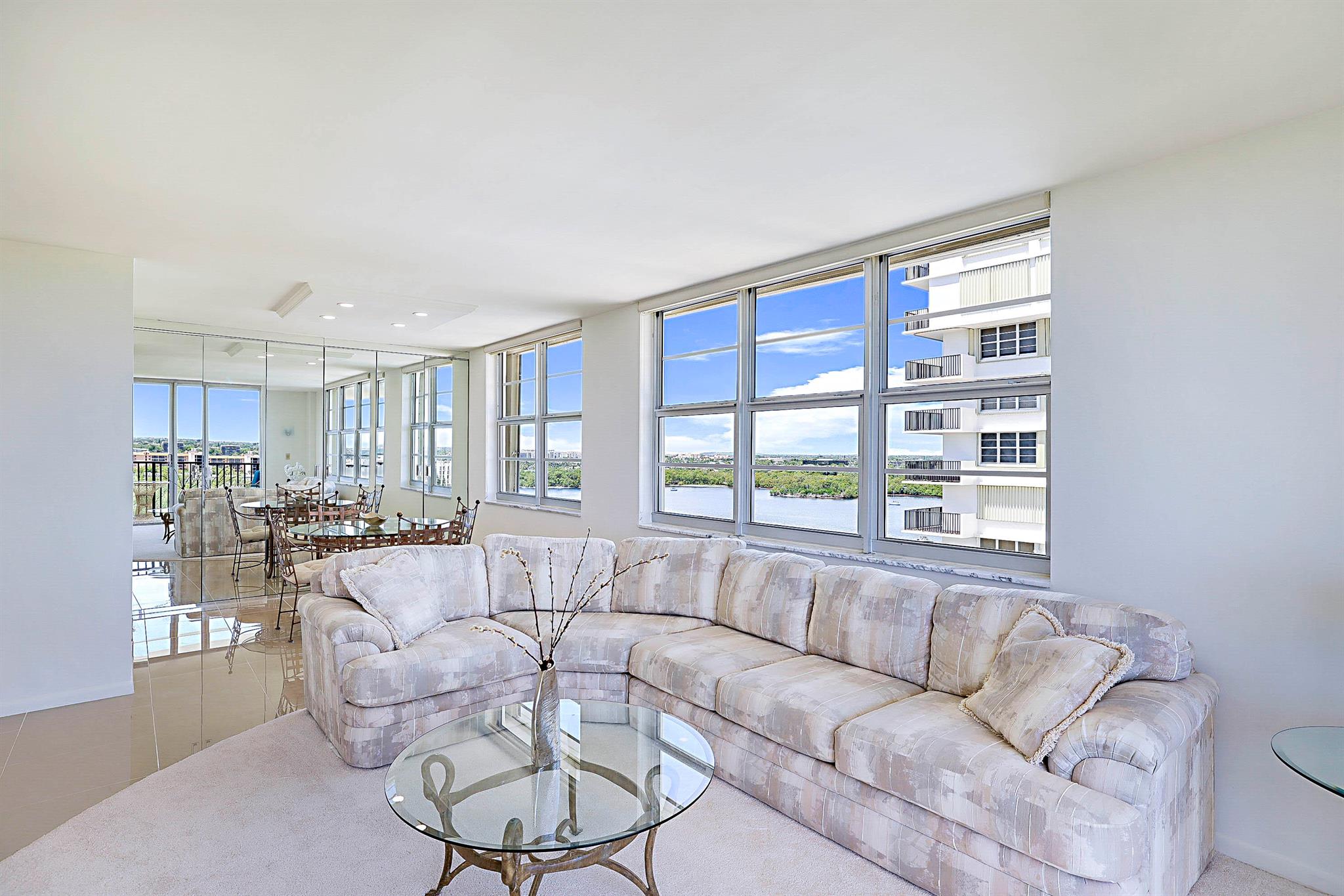 2121 N Ocean Boulevard 1202e