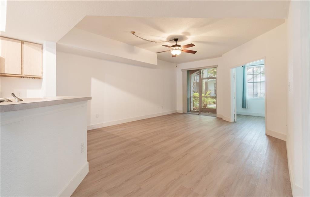 VILLAS DE TUSCANY CONDO - Residential Lease