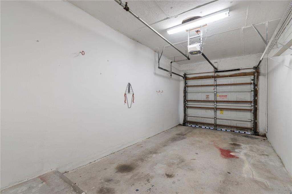 VILLAS DE TUSCANY CONDO - Residential Lease