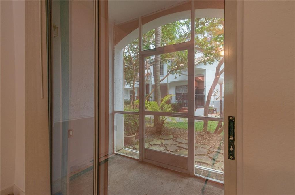 VILLAS DE TUSCANY CONDO - Residential Lease