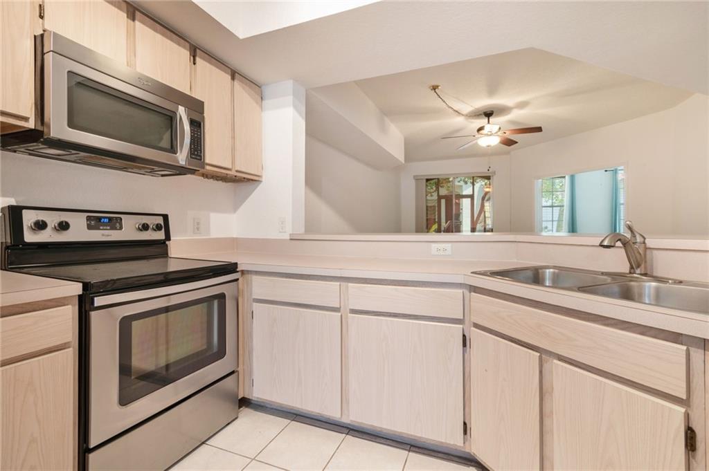 VILLAS DE TUSCANY CONDO - Residential Lease