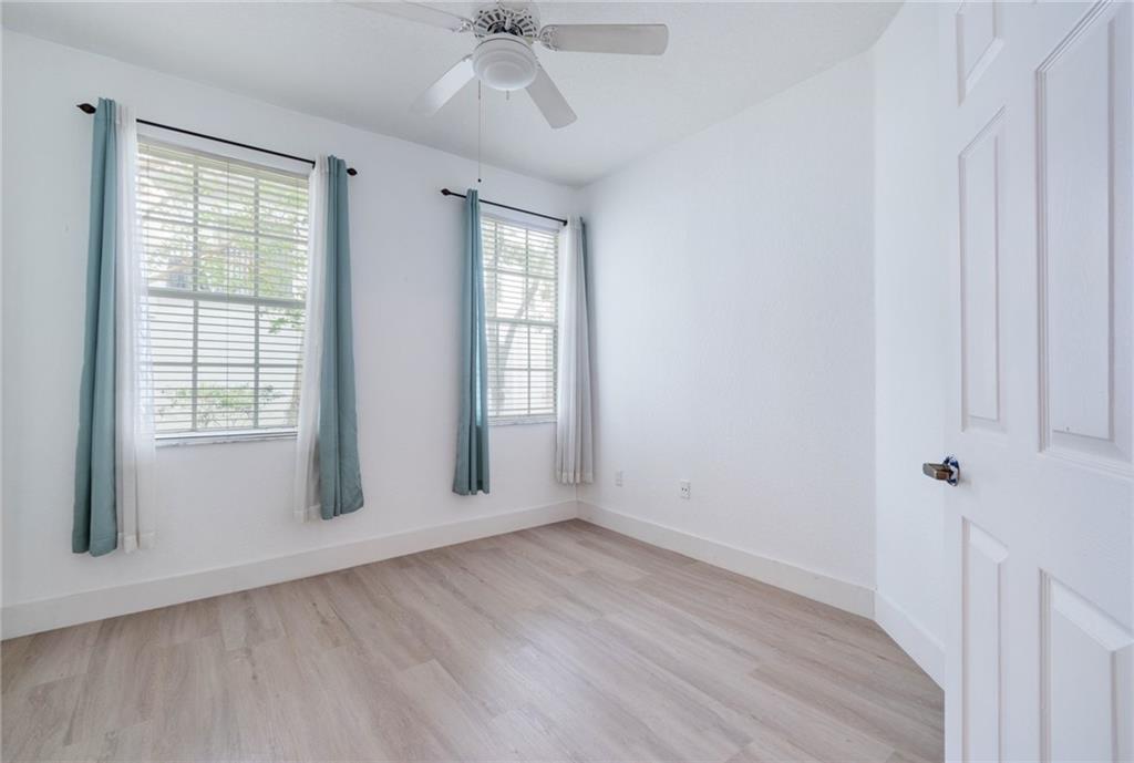 VILLAS DE TUSCANY CONDO - Residential Lease