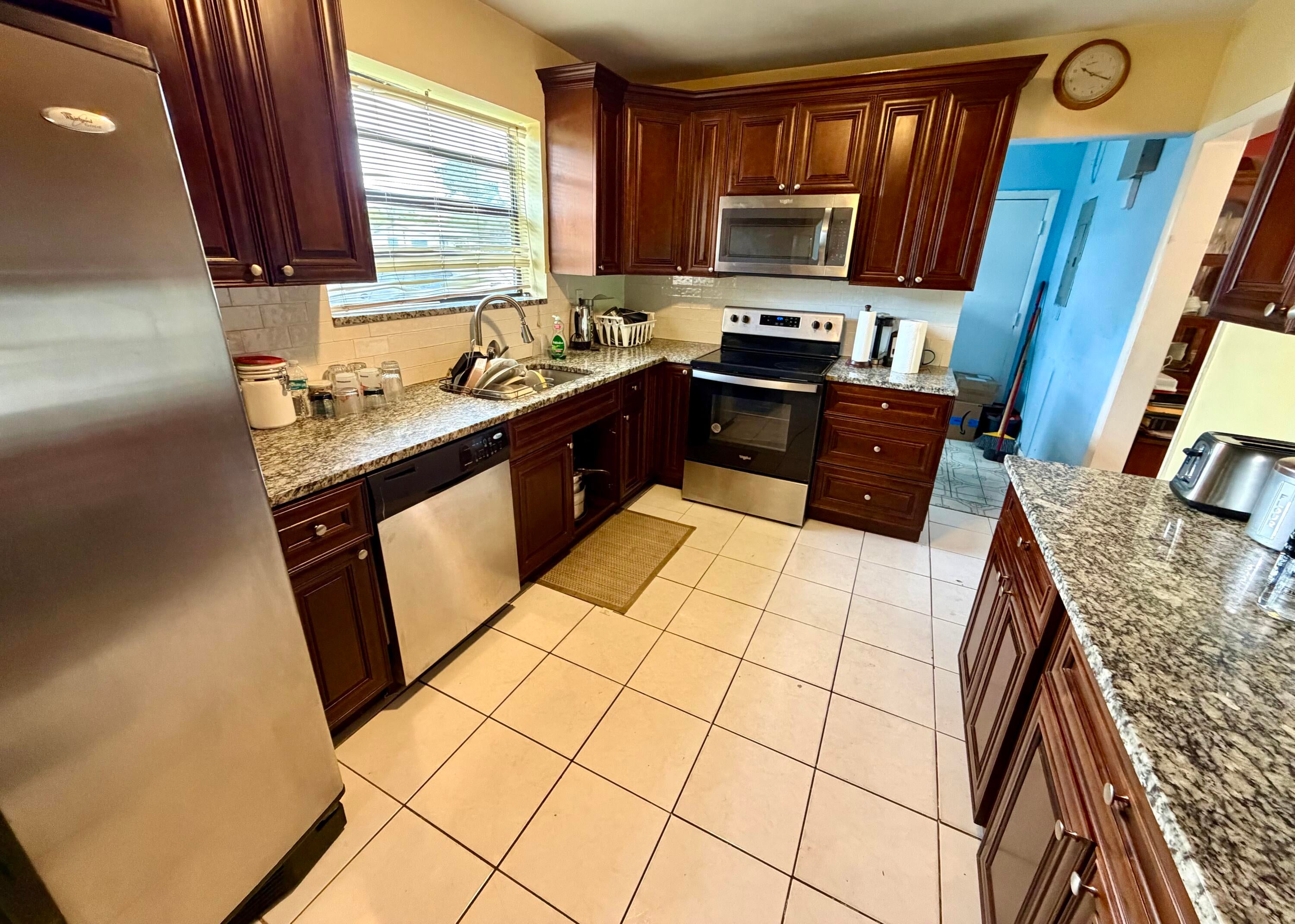 2021 NW 187TH Street