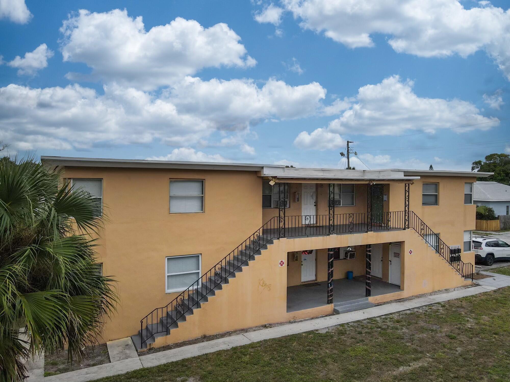 FRESHWATER ADD TO WPB - Residential Lease