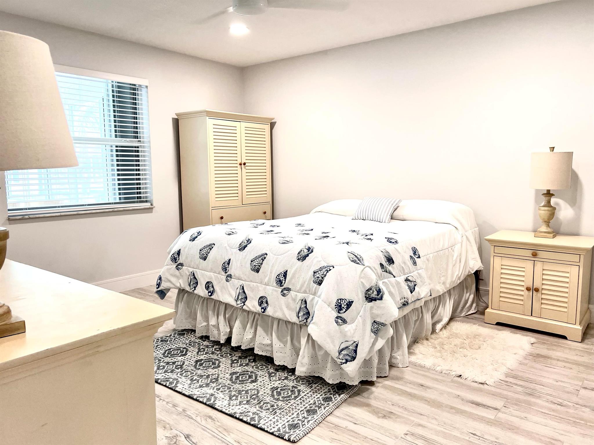 PINES OF DELRAY NORTH CON - Residential