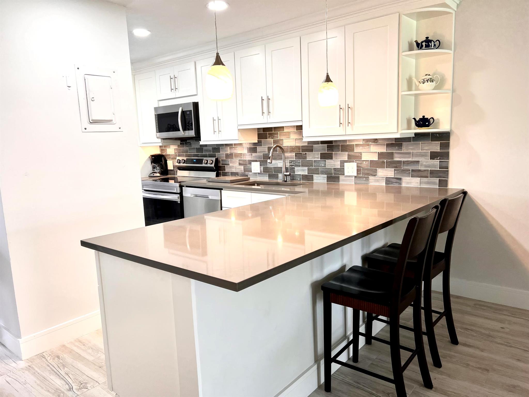 PINES OF DELRAY NORTH CON - Residential