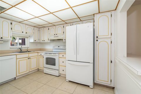 8960 S Hollybrook Blvd 103 Pembroke Pines FL 33025